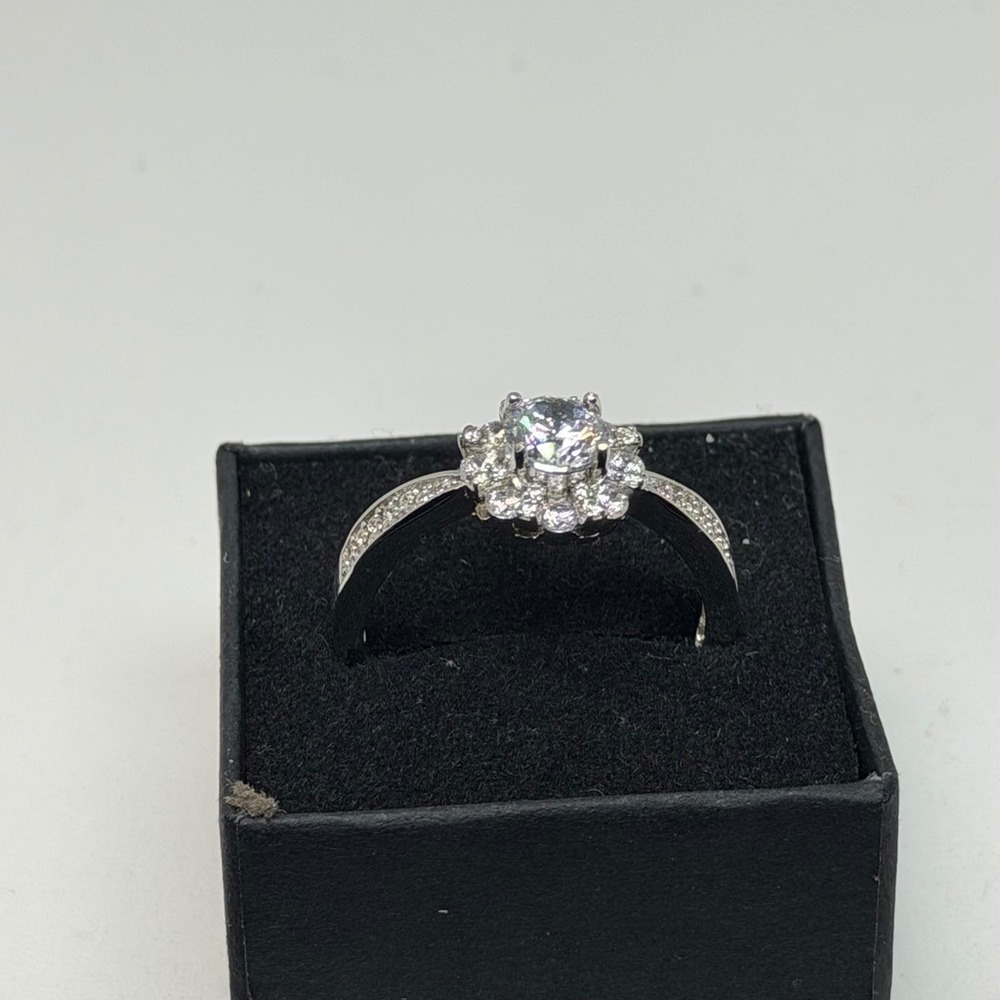 925 Sterling Silver‎ Cubic Zirconia Halo Engagement Ring Size 10
